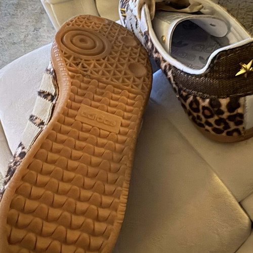 Adidas limited edition Seddys size 40 new beige and brown sneakers
