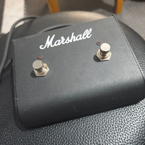 Marshall footswitch pedal for amplifier