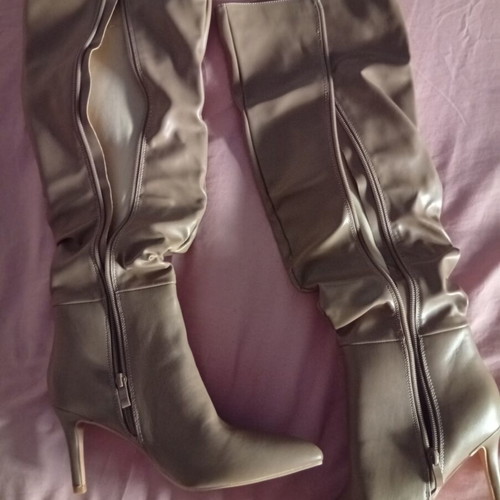Over-the-knee boots camel color, new, size 39, synthetic leather