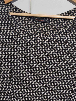 Raxevsky dress with black and white print XL like new