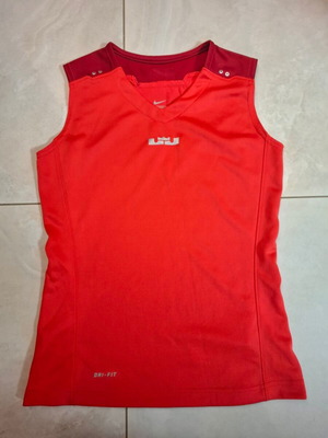 Nike LeBron James kids' sleeveless Dri-Fit shirt XS 6-8 years