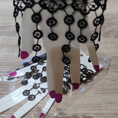 Lace bracelet new, black, adjustable