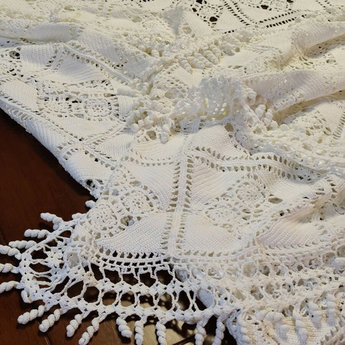 Knitted handmade blanket like new, white 200x220