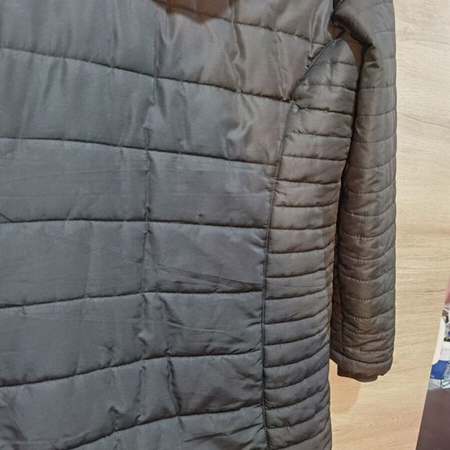 La gear unisex winter jacket used, black with reflective strips