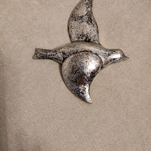 Wall decor birds like new