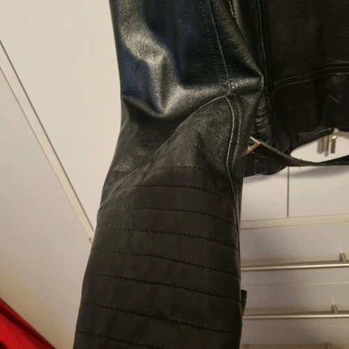Mid-length leather jacket with mao collar size 46 like new, black