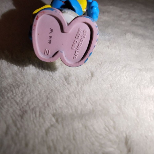 Smurfette figure Jakks Pacific 2009 used with movable joints