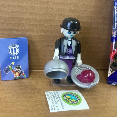Playmobil 9146 Series 11 Ghost Butler new