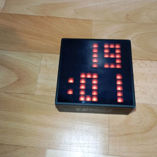 Time Box Mini Bluetooth speaker used in good working condition
