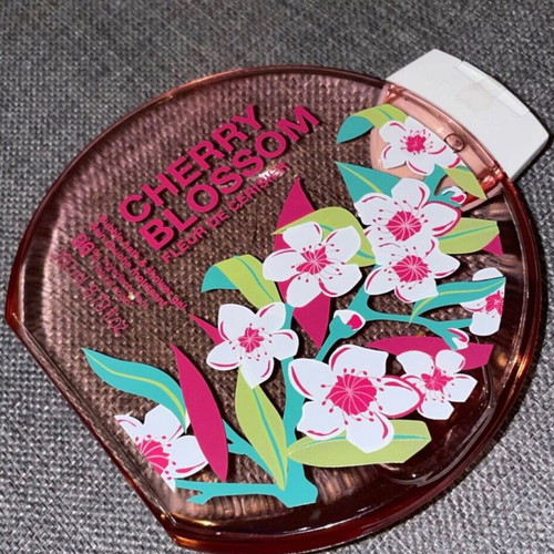 Cherry Blossom Bubble Bath Shower Gel new