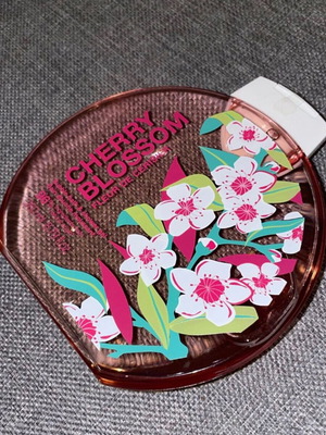 Cherry Blossom Bubble Bath Shower Gel new