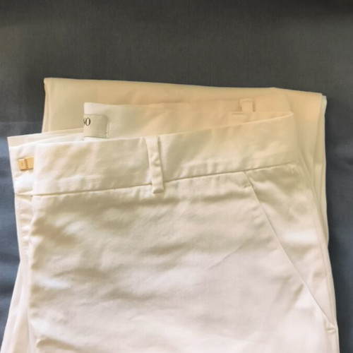 Valentino Roma women's white pants small-medium, like new