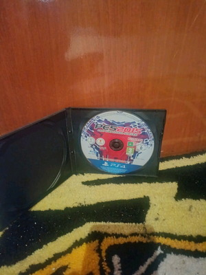 PES 2016 used, disc only for PlayStation 4