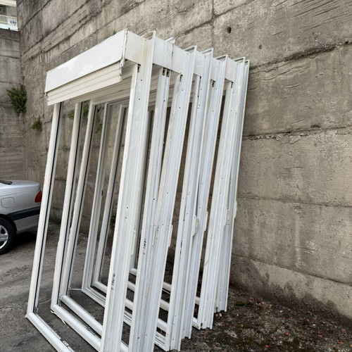 Aluminum balcony doors used, set of 7 with screens and blinds