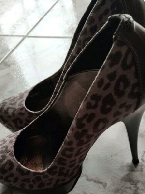 Ellen leopard print high heels size 39 like new, grey, 12cm