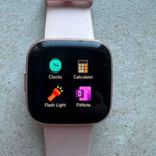 Fitbit Versa 2 watch like new, smartwatch with silicone straps