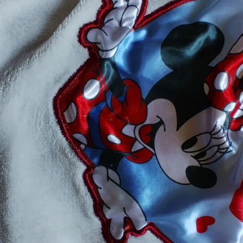 Minnie Mouse fleece pajamas used, size 3-4 years, white and red