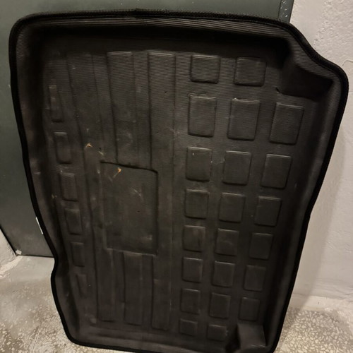 Polo 6R Trunk Floor Mat 2009-2017 Like New