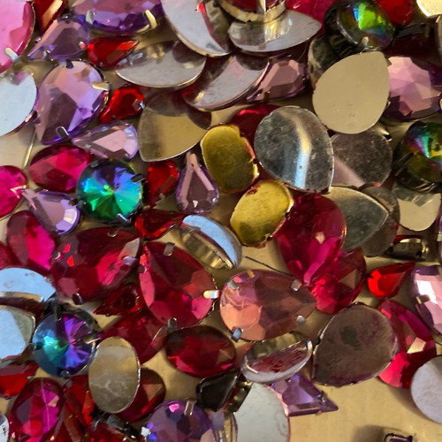 Crystals for embroidery used, various colors and shapes