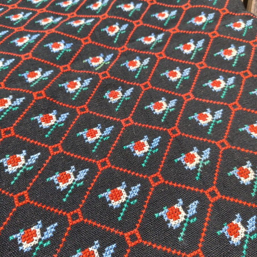 Hand embroidered wool pillowcase like new