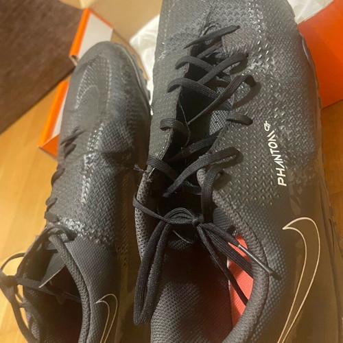 Nike Phantom men's football shoes used, size 42, black