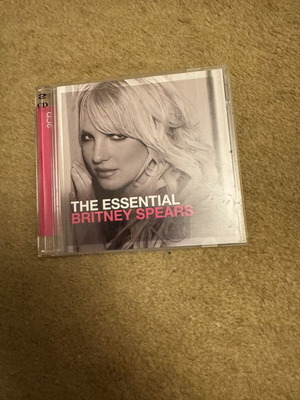 The Essential Britney Spears 2CD like new