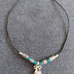 Vintage choker necklace with turquoise stones on leather band used