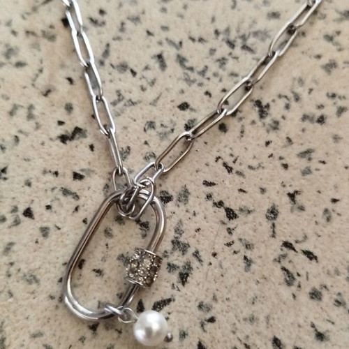Stainless Steel Women's Necklace like new with rectangular links and pearl pendant