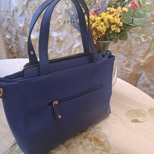 Carpisa handbag like new