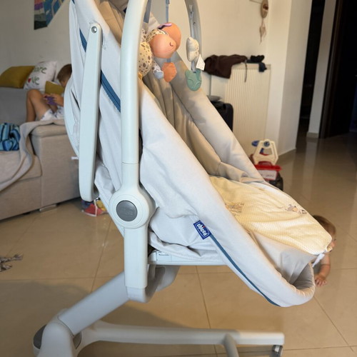 Chicco Baby Hug 4 in 1 Air cradle and relax, light grey