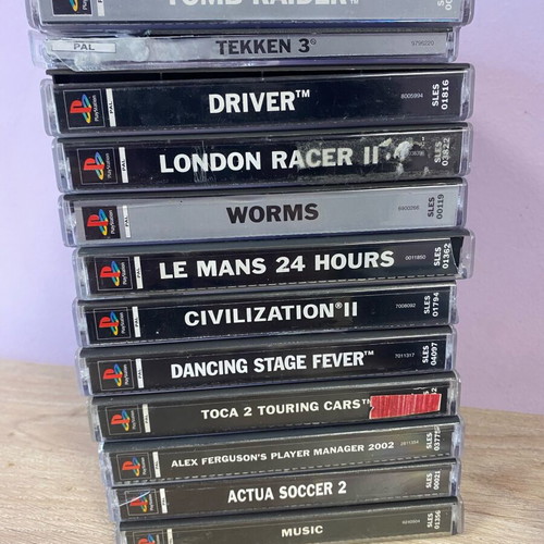 Κονσόλα PlayStation PS1 σαν καινούργια με 13 γνήσια παιχνίδια και χειριστήρια