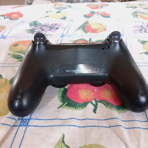 Playstation 4 Pro controller like new