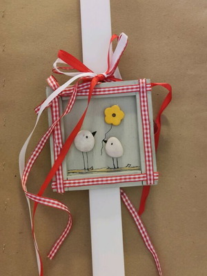 Handmade candle with birds and decorative frame