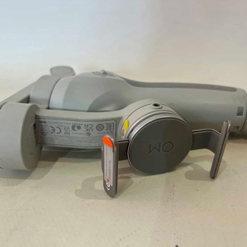 Smartphone Gimbal Stabilizer DJI Osmo Mobile SE like new