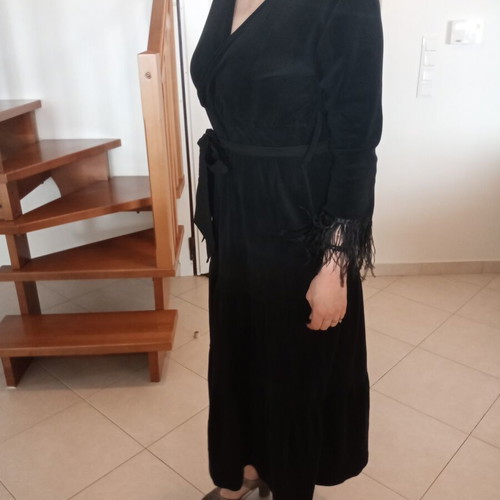 Black long velvet wrap dress with feathers on sleeves like new, size S