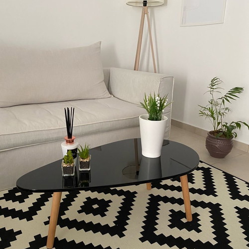 Coffee tables new with glossy lacquer surface and solid wood legs