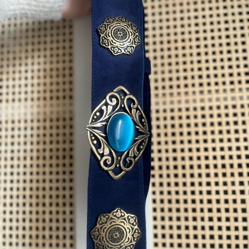 Vintage belt blue with stone like new