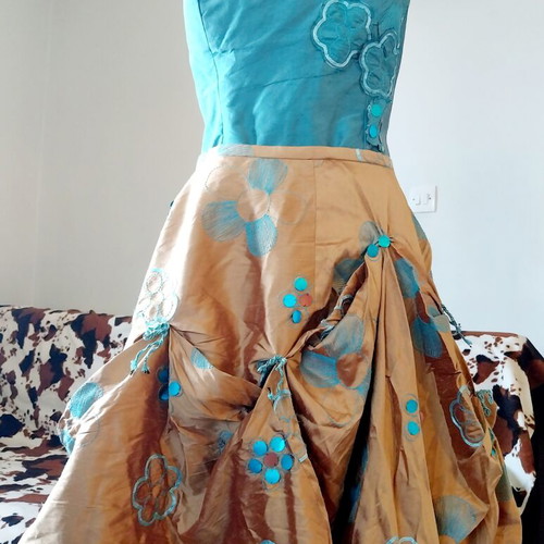 Raxevsky evening set of 3 pieces silk, like new, turquoise and gold