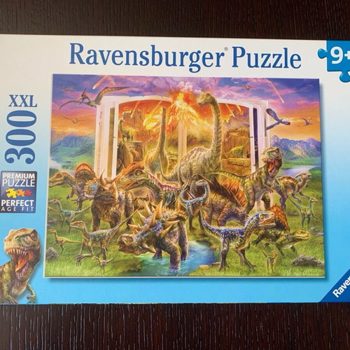 Ravensburger puzzle 300 pieces like new dinosaur theme
