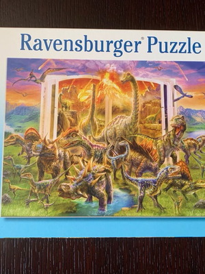 Ravensburger puzzle 300 pieces like new dinosaur theme