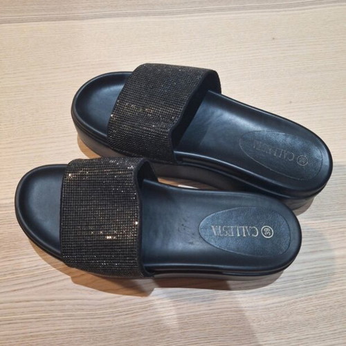 Black platform sandals with rhinestones, size 39