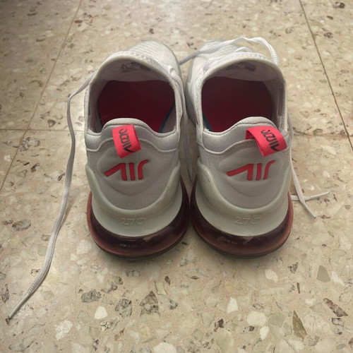 Nike Air Max 270 like new, size 44.5, sport shoes