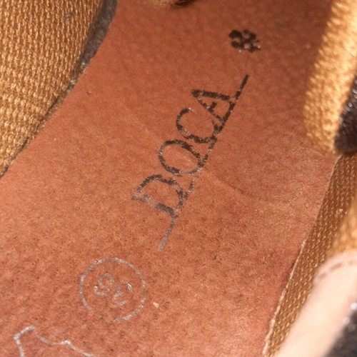 Doca Leather Shoes Size 36 Like New Brown and Silver