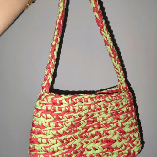 Crochet shoulder bag made of maco yarn new