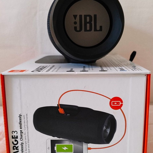 JBL Charge 3 Stealth Edition portable Bluetooth speaker