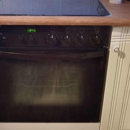 Miele H200 built-in oven and ceramic hob used