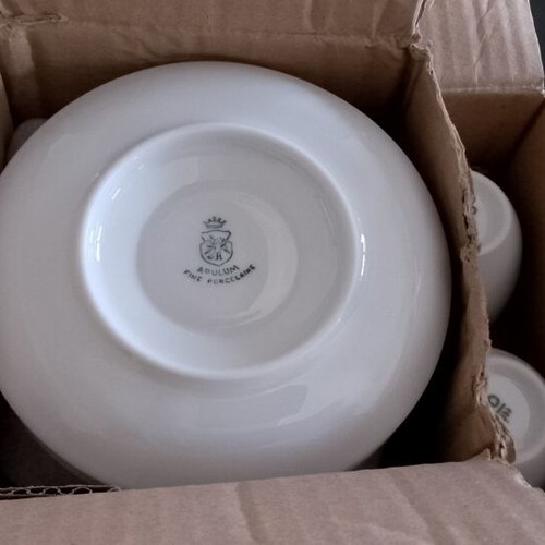 Espresso porcelain cups set of 6 with saucers new in box