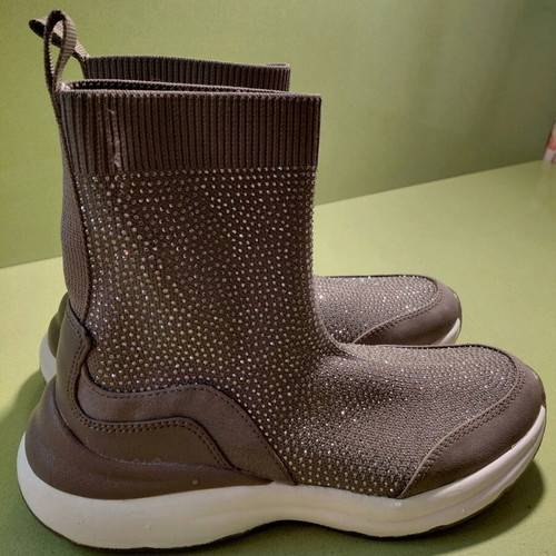 Zara boots with rhinestones size 39 like new