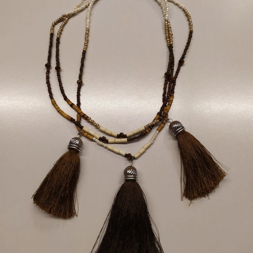 Boho necklace with tassels