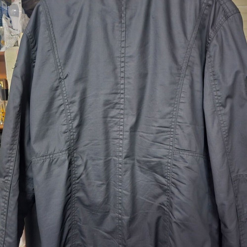 Spring jacket used L with 4 external and 3 internal pockets